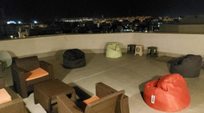 Amwaj Chalet with Roof Lake and Sea View